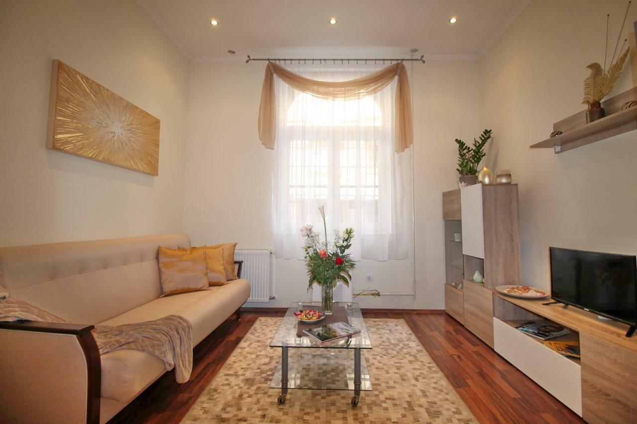 Castle Court Apartment Budapešť Exteriér fotografie